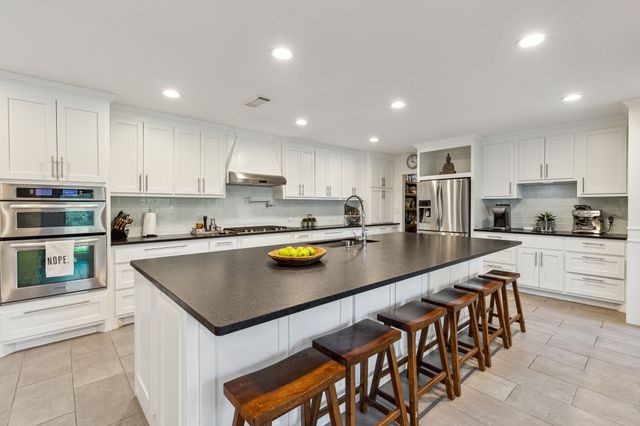 7342 Briar Road, Azle, TX 76020