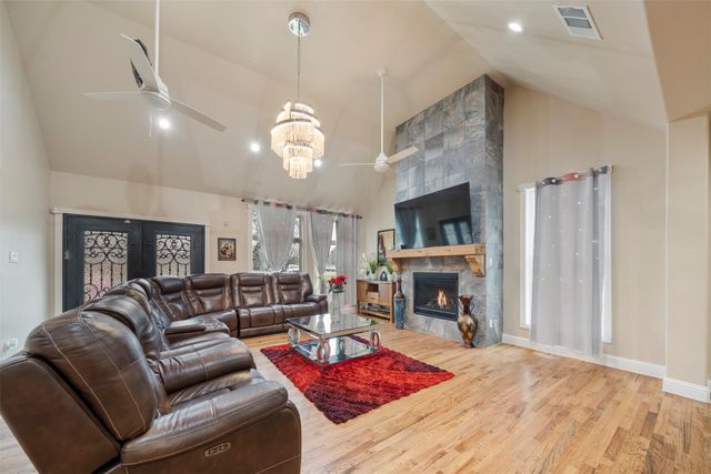 314 S Hastings, Irving, TX 75060