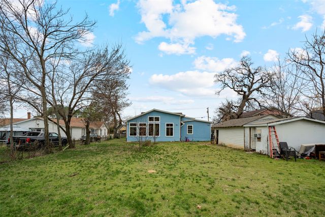 314 S Hastings, Irving, TX 75060