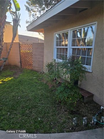 5174 Fox Hills, Buena Park, CA 90621