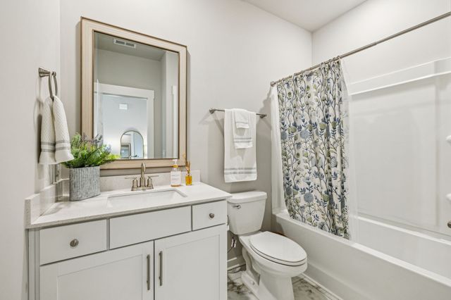 420 Gingerwood Ln, Hendersonville, TN 37075