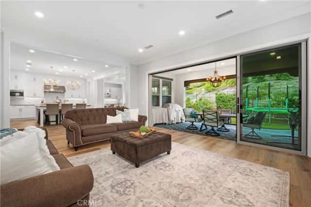 49 Cadencia, Rancho Mission Viejo, CA 92694