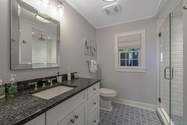 4 September Lane, Glen Cove, NY 11542