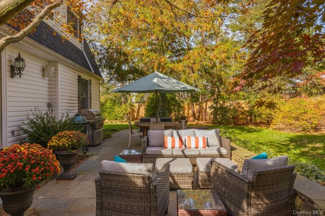 4 September Lane, Glen Cove, NY 11542