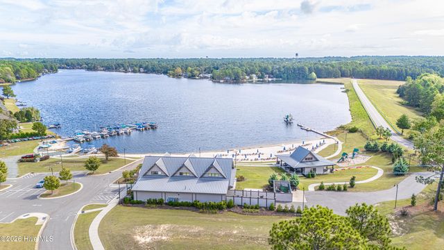 1320 Burning Tree Road, Pinehurst, NC 28374