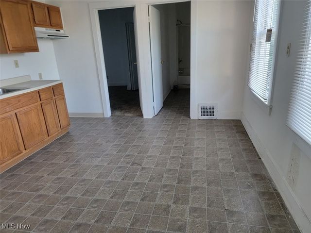 3633 E 78th Street, Cleveland, OH 44105