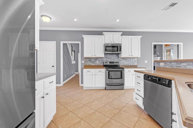 6587 CAROLOT LN, Bartlett, TN 38135