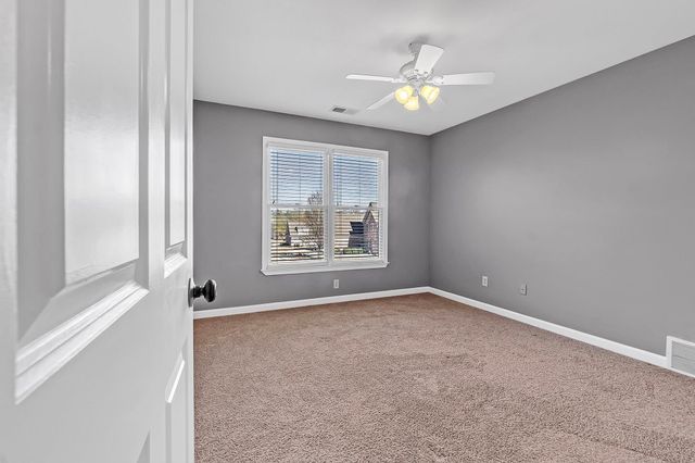 6587 CAROLOT LN, Bartlett, TN 38135