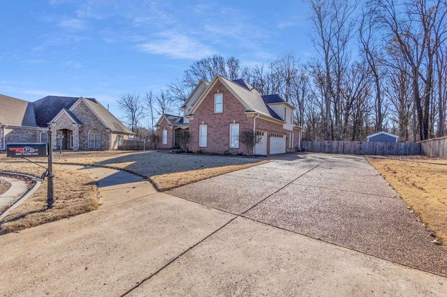 6587 CAROLOT LN, Bartlett, TN 38135
