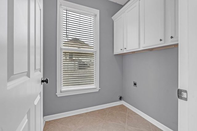 6587 CAROLOT LN, Bartlett, TN 38135