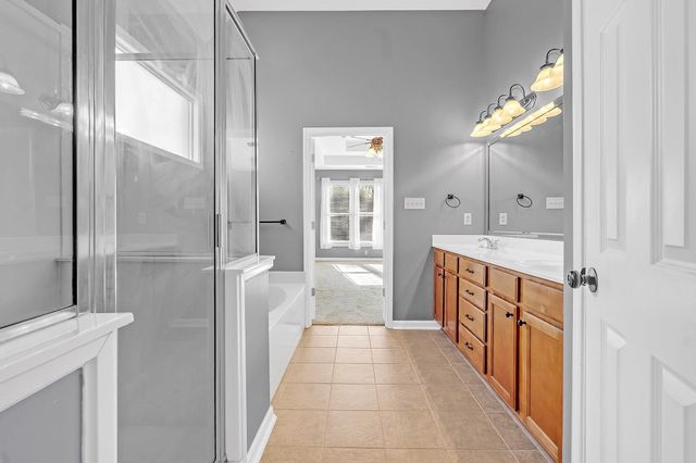 6587 CAROLOT LN, Bartlett, TN 38135