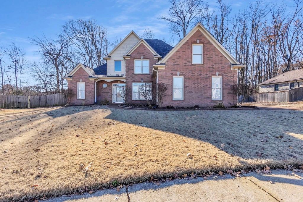 6587 CAROLOT LN, Bartlett, TN 38135