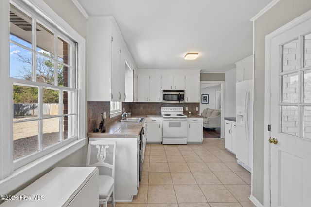 129 Tanbridge Road, Wilmington, NC 28405