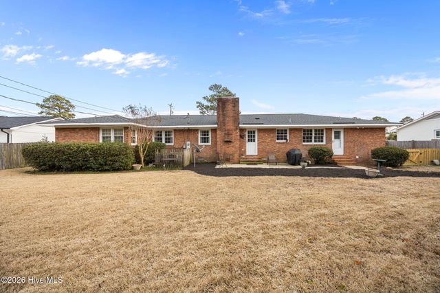 129 Tanbridge Road, Wilmington, NC 28405