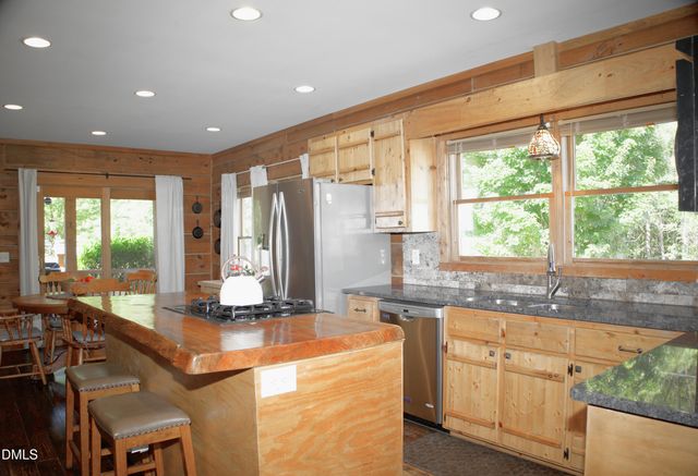 1656 Nc 42 Highway, Moncure, NC 27559