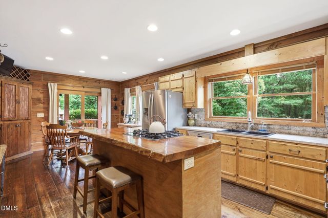 1656 Nc 42 Highway, Moncure, NC 27559