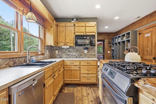 1656 Nc 42 Highway, Moncure, NC 27559