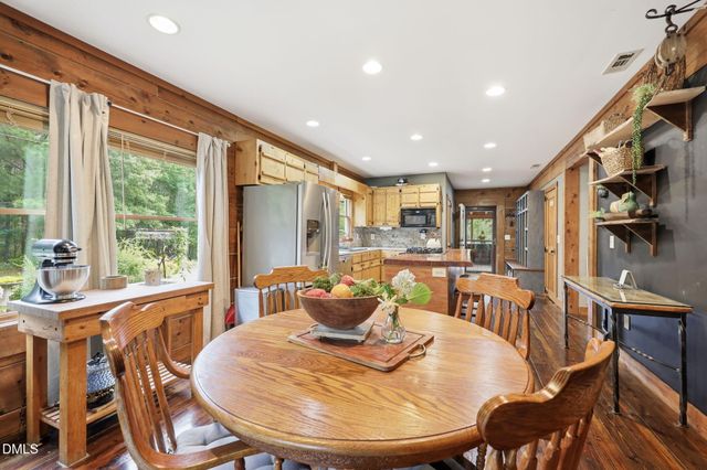 1656 Nc 42 Highway, Moncure, NC 27559