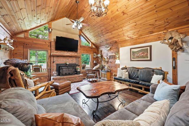 1656 Nc 42 Highway, Moncure, NC 27559