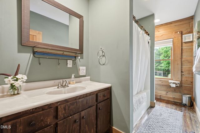 1656 Nc 42 Highway, Moncure, NC 27559