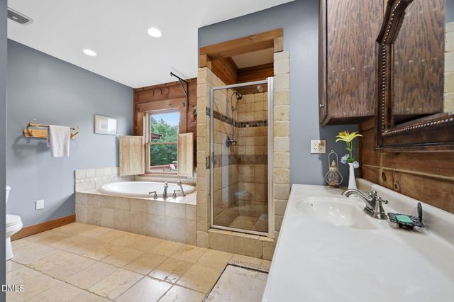 1656 Nc 42 Highway, Moncure, NC 27559