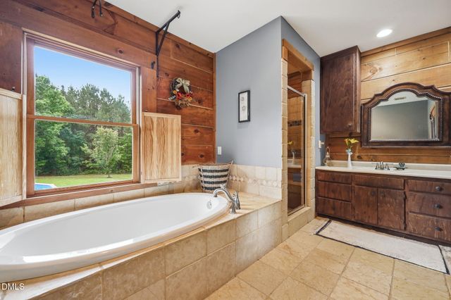 1656 Nc 42 Highway, Moncure, NC 27559
