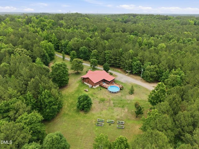 1656 Nc 42 Highway, Moncure, NC 27559