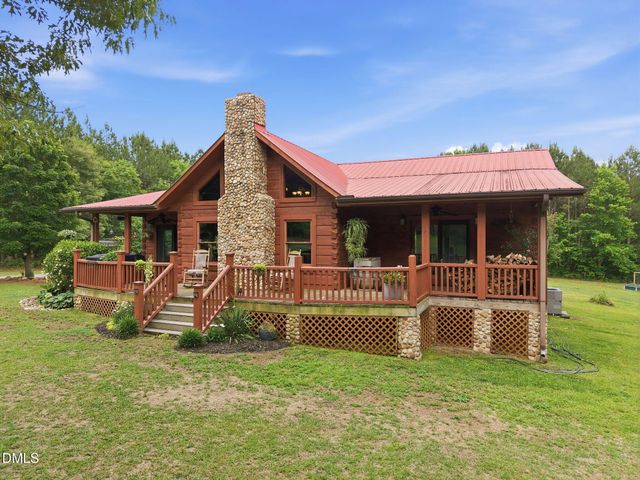 1656 Nc 42 Highway, Moncure, NC 27559