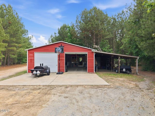 1656 Nc 42 Highway, Moncure, NC 27559