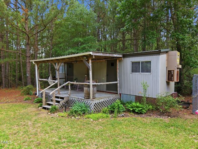 1656 Nc 42 Highway, Moncure, NC 27559