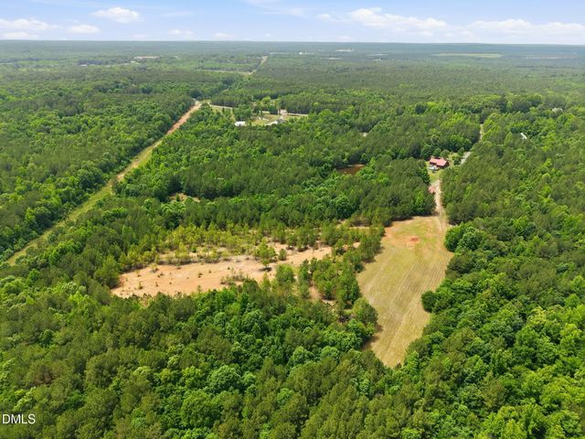 1656 Nc 42 Highway, Moncure, NC 27559