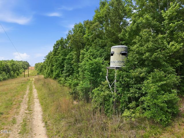 1656 Nc 42 Highway, Moncure, NC 27559