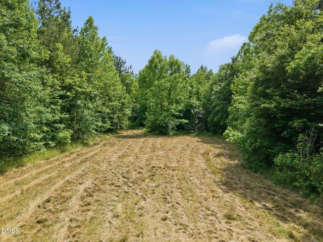 1656 Nc 42 Highway, Moncure, NC 27559
