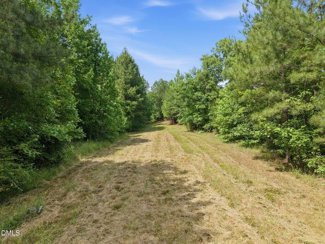 1656 Nc 42 Highway, Moncure, NC 27559