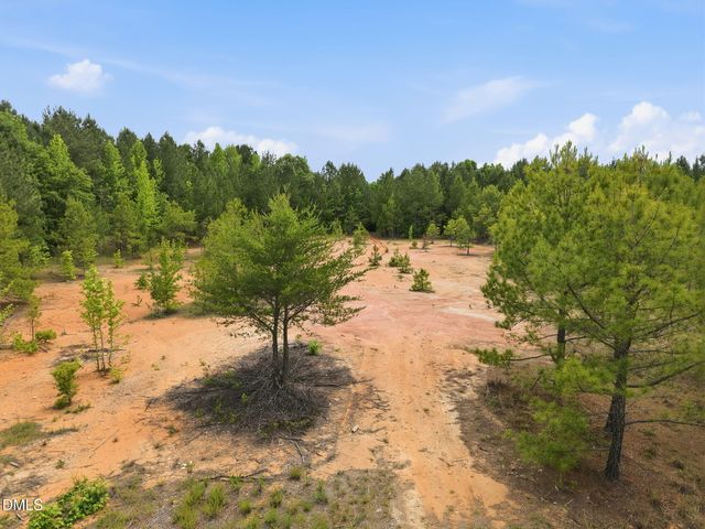 1656 Nc 42 Highway, Moncure, NC 27559