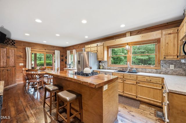 1656 Nc 42 Highway, Moncure, NC 27559