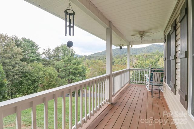26 Horseshoe Trail, Barnardsville, NC 28709