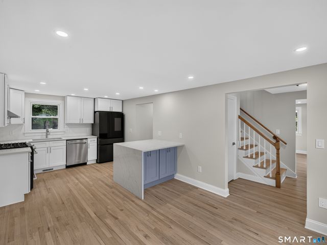 59 Noank Ledyard Road, Groton, CT 06355