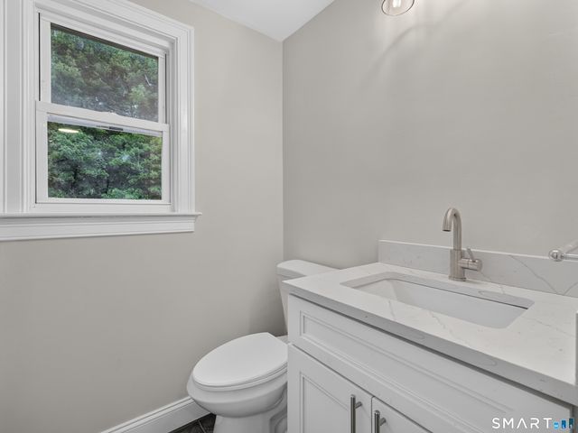 59 Noank Ledyard Road, Groton, CT 06355
