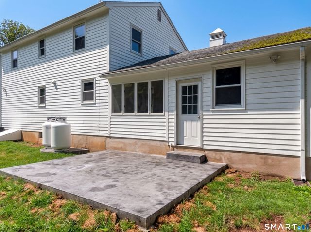 59 Noank Ledyard Road, Groton, CT 06355