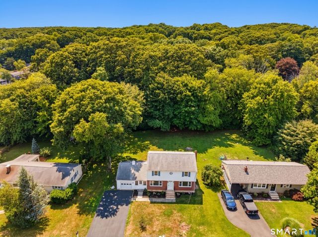 59 Noank Ledyard Road, Groton, CT 06355