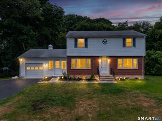 59 Noank Ledyard Road, Groton, CT 06355