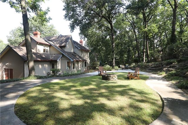 500 NW 44 Terrace, Gladstone, MO 64116