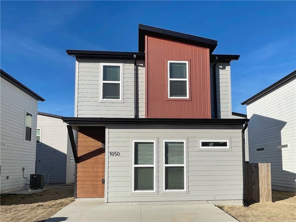 1050 Indiana Avenue, Bentonville, AR 72713