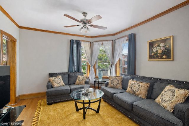 2959 N Springfield Avenue 2F, Chicago, IL 60618