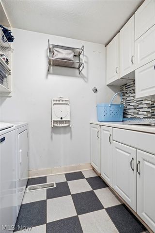 3190 Inwood Drive NW, Massillon, OH 44646