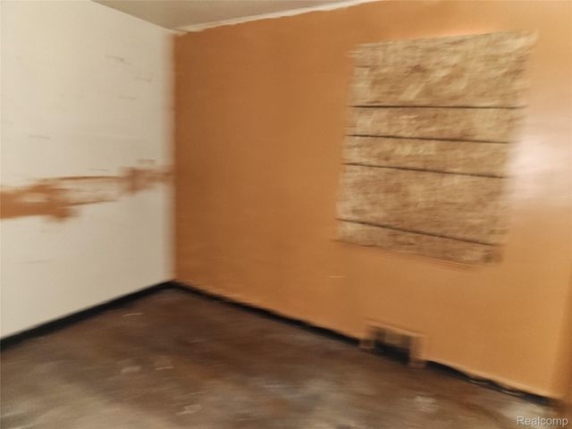 11669 Strathmoor Street, Detroit, MI 48227