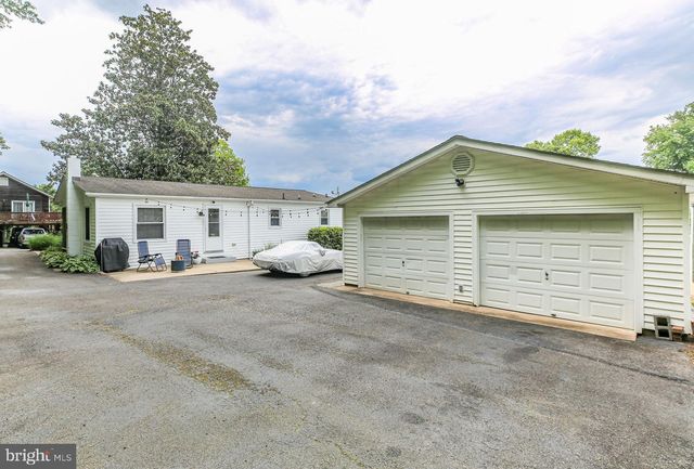 6181 3RD ST, King George, VA 22485
