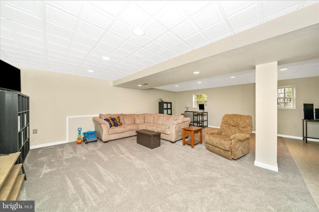 903 WINDING WAY, Mount Airy, MD 21771