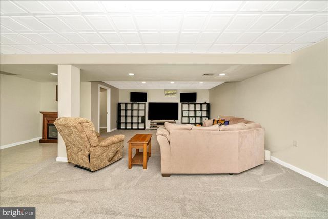 903 WINDING WAY, Mount Airy, MD 21771